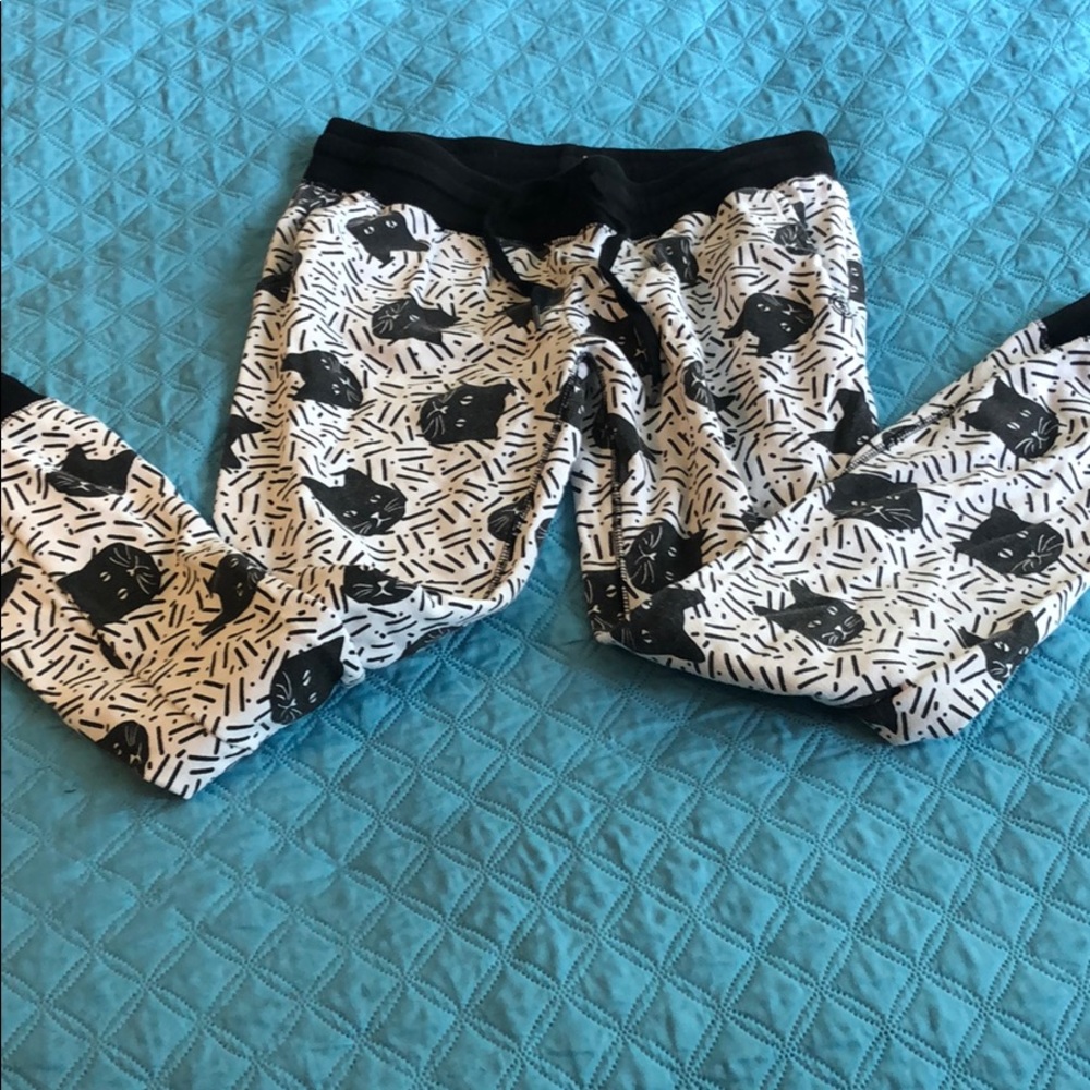 Joggers - Picture 2 of 2